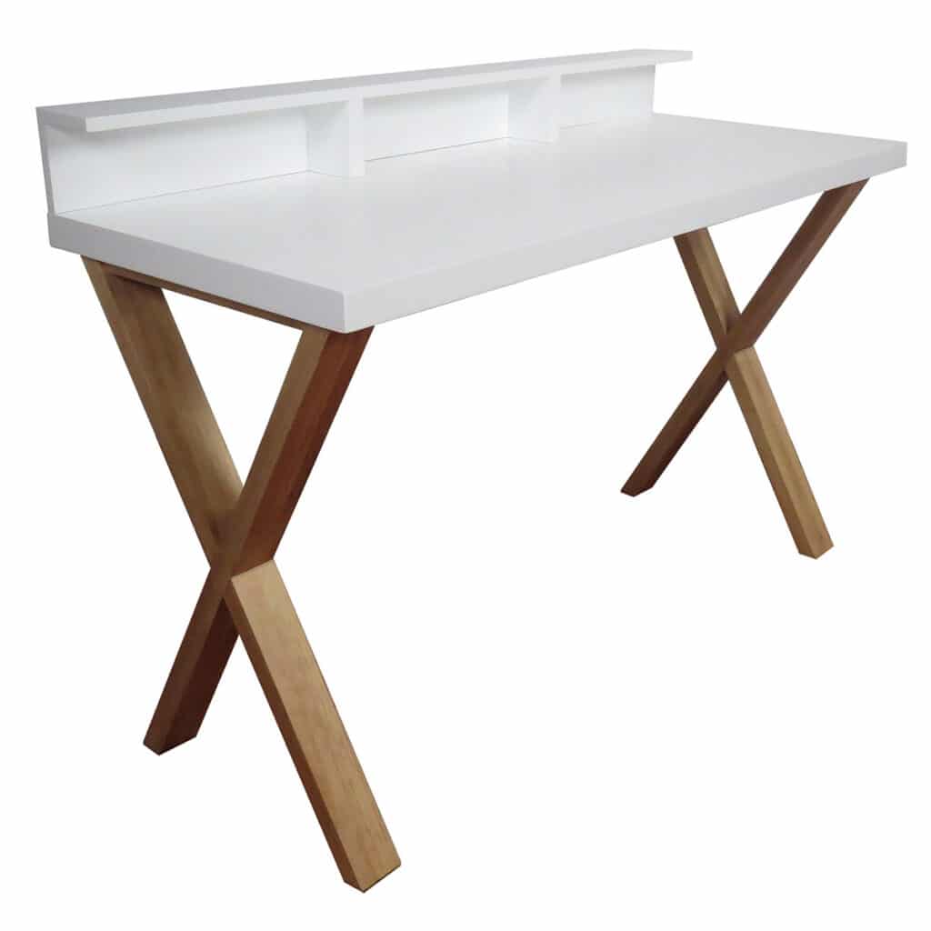 Escritorio Milan Bugel Studio